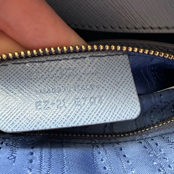 Salvatore Ferragamo Darina Handbag in Fleur Bleue - Picture 8 of 9